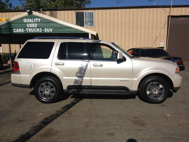 Lincoln Aviator 2005 photo 12