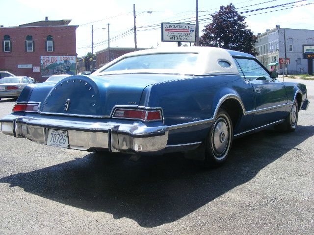 Lincoln Continental 1976 photo 7