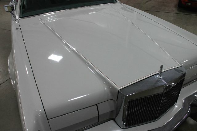 Lincoln Continental 1976 photo 67