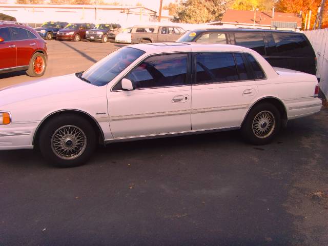 Lincoln Continental 1992 photo 1