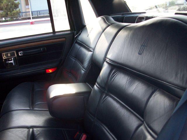 Lincoln Continental 1992 photo 4