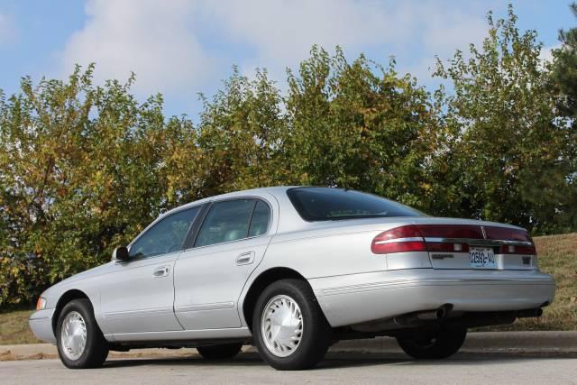 Lincoln Continental 1997 photo 4