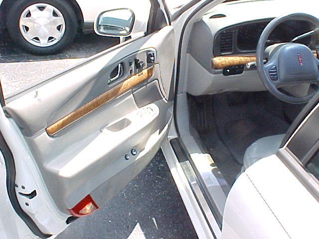 Lincoln Continental 1999 photo 1