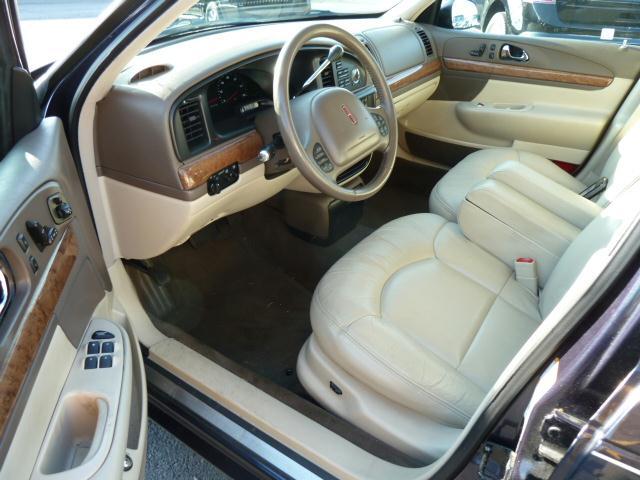 Lincoln Continental 1999 photo 2