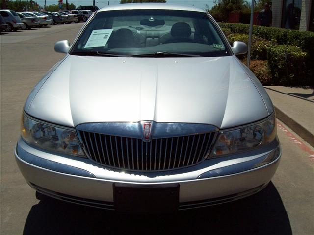 Lincoln Continental 2000 photo 2