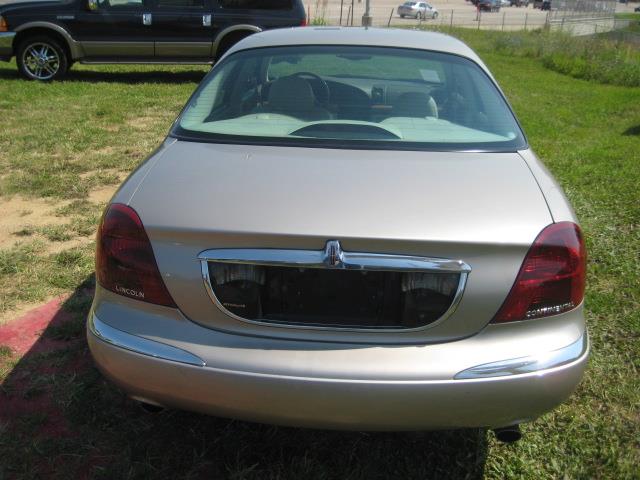 Lincoln Continental 2000 photo 3