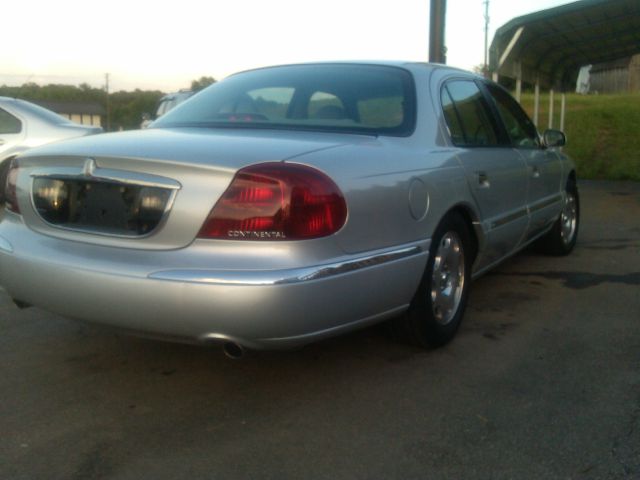 Lincoln Continental 2000 photo 3