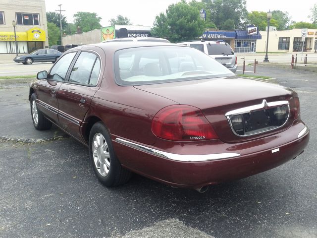 Lincoln Continental 2001 photo 14