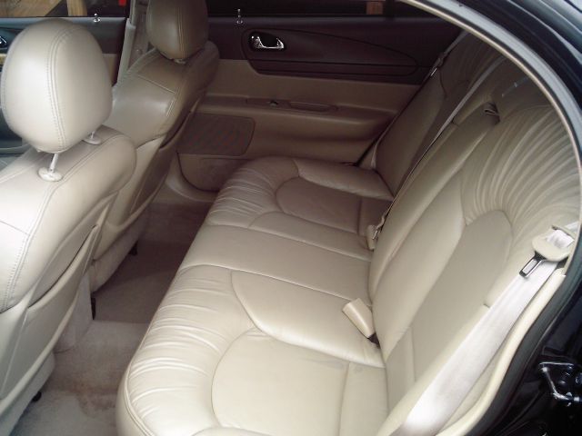 Lincoln Continental 2001 photo 3