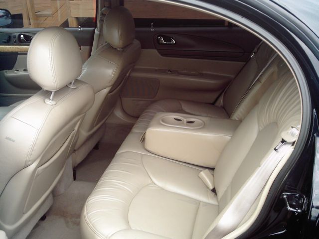 Lincoln Continental 2001 photo 8