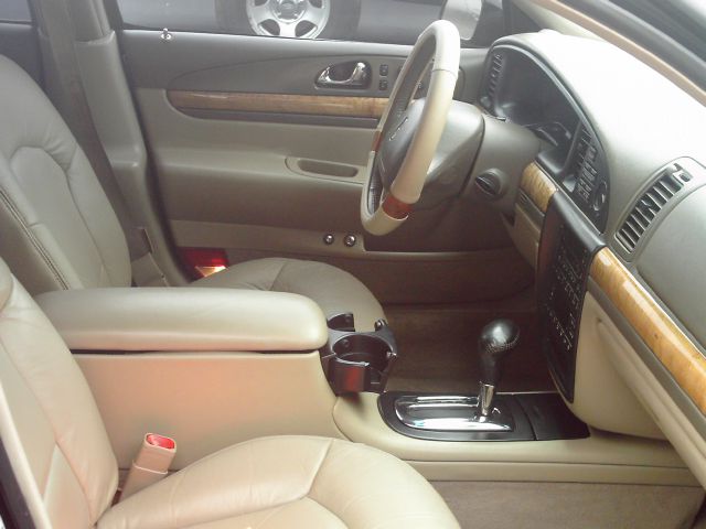 Lincoln Continental 2001 photo 9