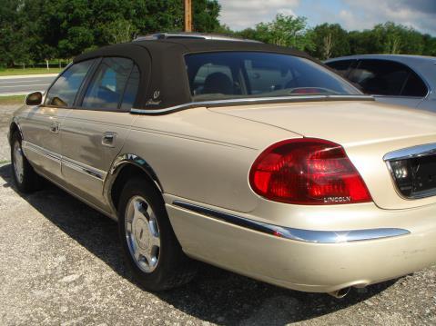 Lincoln Continental 2001 photo 1