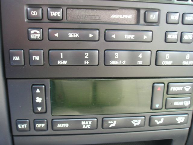 Lincoln Continental 2001 photo 15