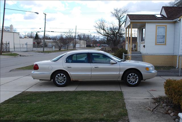 Lincoln Continental 2002 photo 3