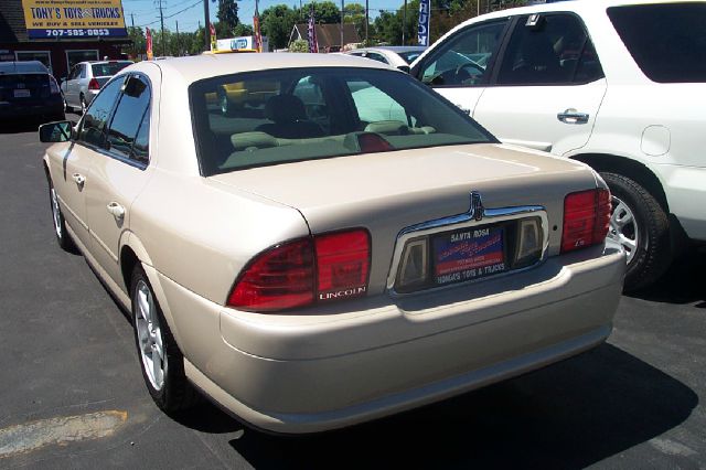 Lincoln LS SE-R Sedan