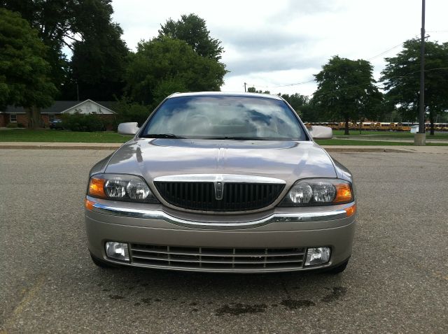 Lincoln LS SE-R Sedan