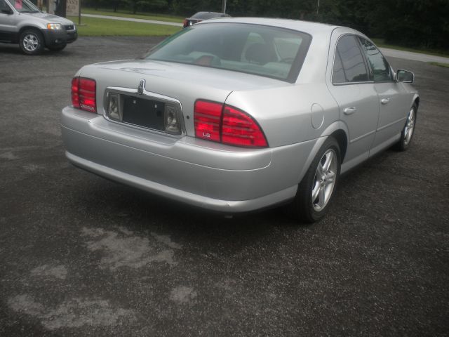 Lincoln LS 2000 photo 2