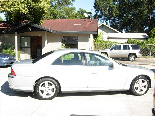 Lincoln LS 2001 photo 2