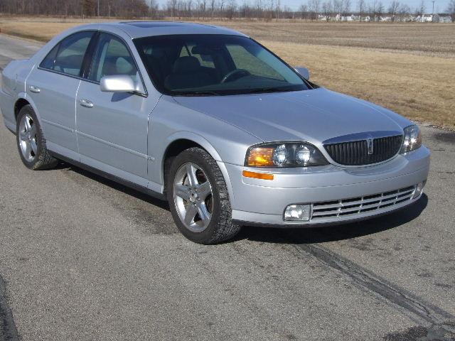 Lincoln LS SE-R Sedan