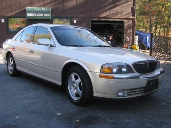 Lincoln LS SE-R Sedan