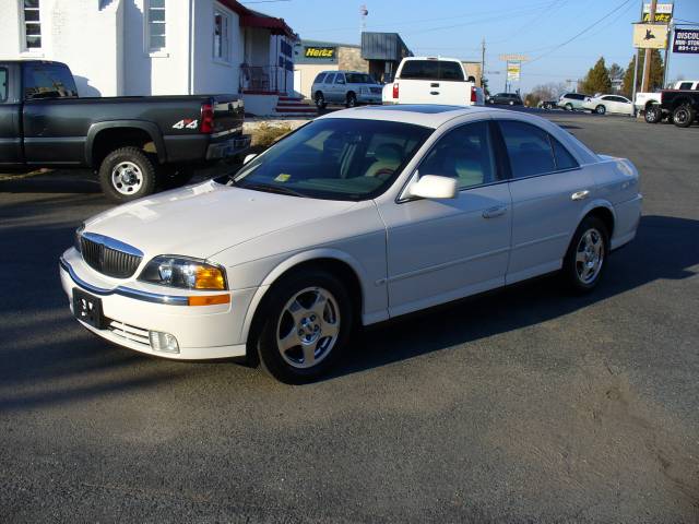 Lincoln LS 2001 photo 1