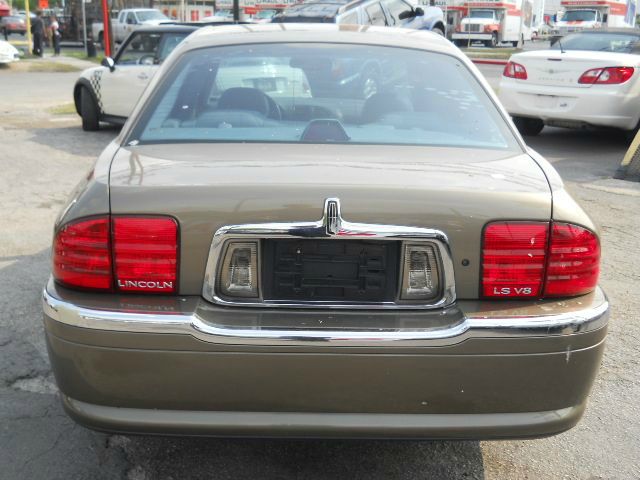 Lincoln LS 2001 photo 0