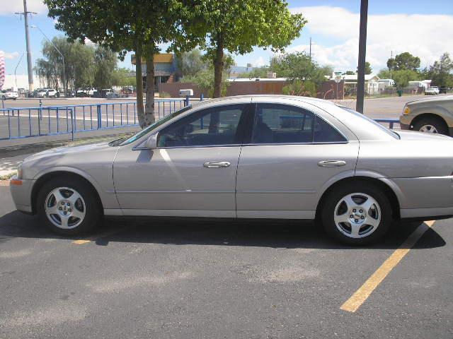 Lincoln LS 2001 photo 1