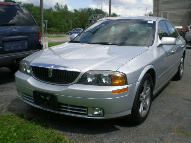 Lincoln LS 2001 photo 1