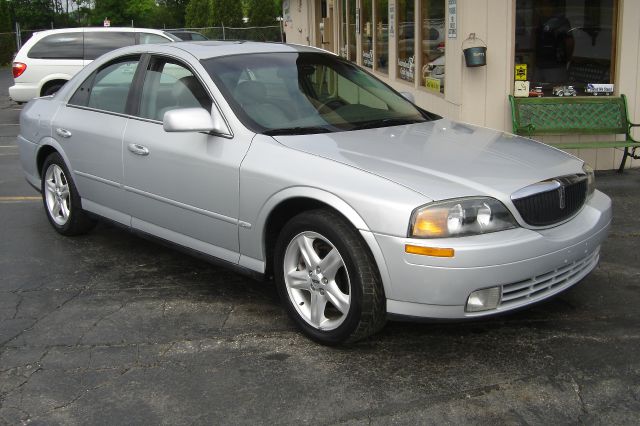 Lincoln LS SE-R Sedan