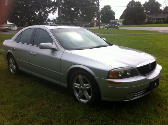 Lincoln LS SE-R Sedan