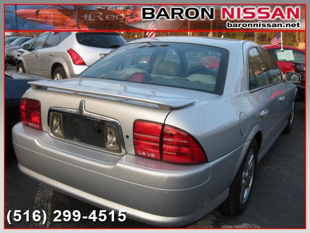 Lincoln LS 2001 photo 2