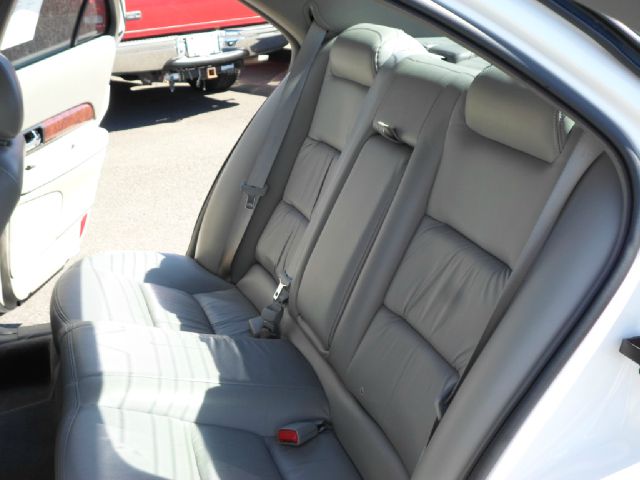 Lincoln LS 2001 photo 1