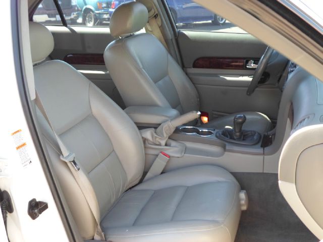 Lincoln LS 2001 photo 4