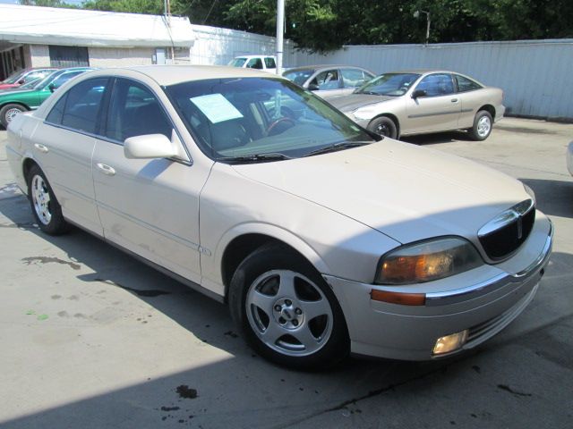 Lincoln LS SE-R Sedan