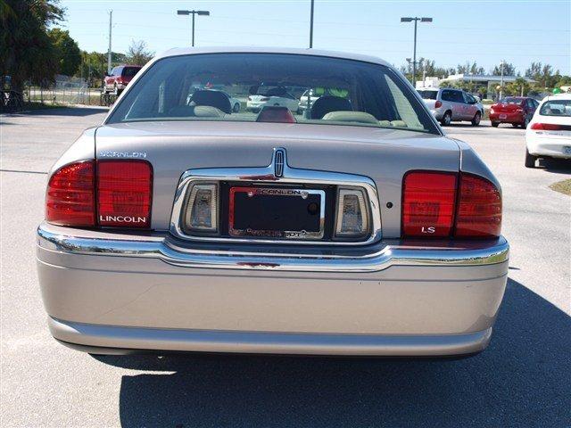 Lincoln LS 2001 photo 2