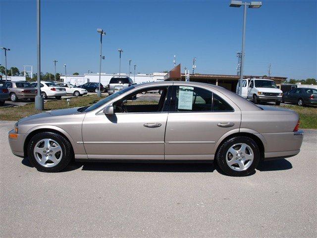 Lincoln LS 2001 photo 4