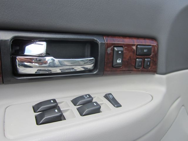 Lincoln LS 2001 photo 2