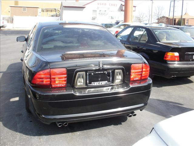 Lincoln LS SE-R Sedan