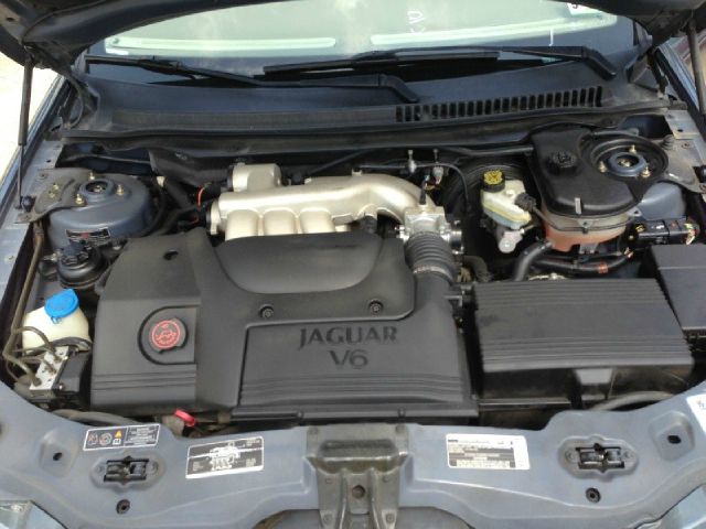 Lincoln LS 2002 photo 4