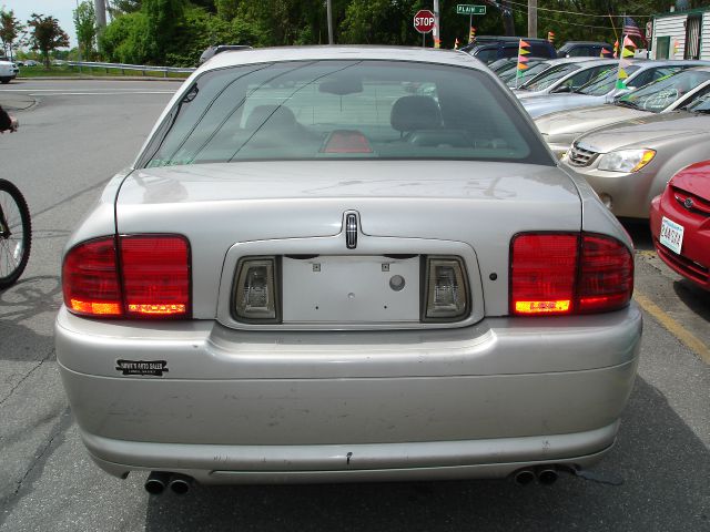 Lincoln LS LE Pickup 4D 8 Ft Sedan