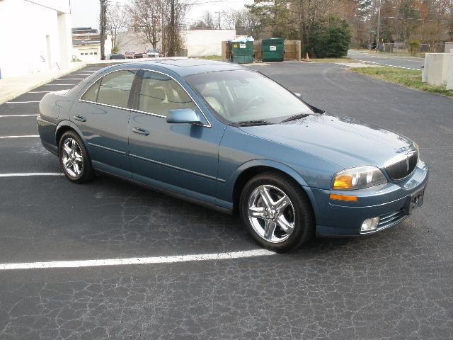 Lincoln LS 2002 photo 2