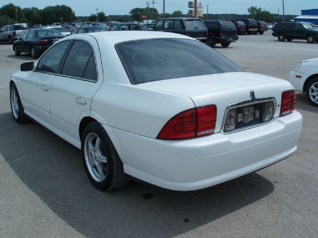 Lincoln LS SE-R Sedan