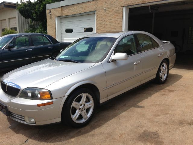 Lincoln LS 2002 photo 2