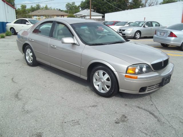 Lincoln LS 2002 photo 2