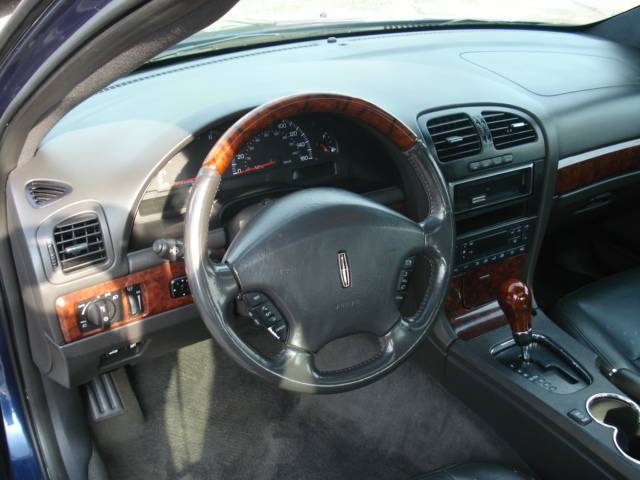 Lincoln LS SE-R Sedan