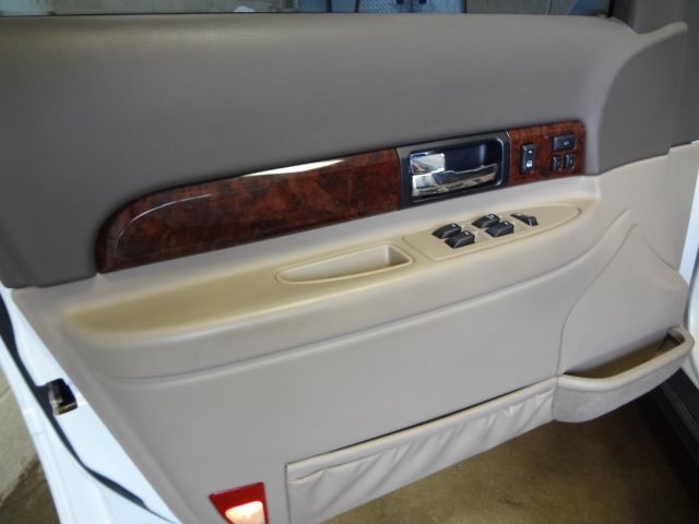 Lincoln LS 2002 photo 13