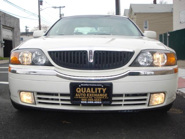 Lincoln LS SE-R Sedan