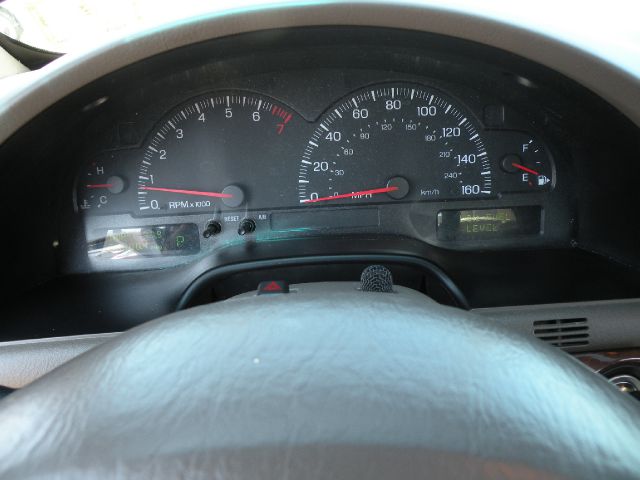 Lincoln LS 2002 photo 11