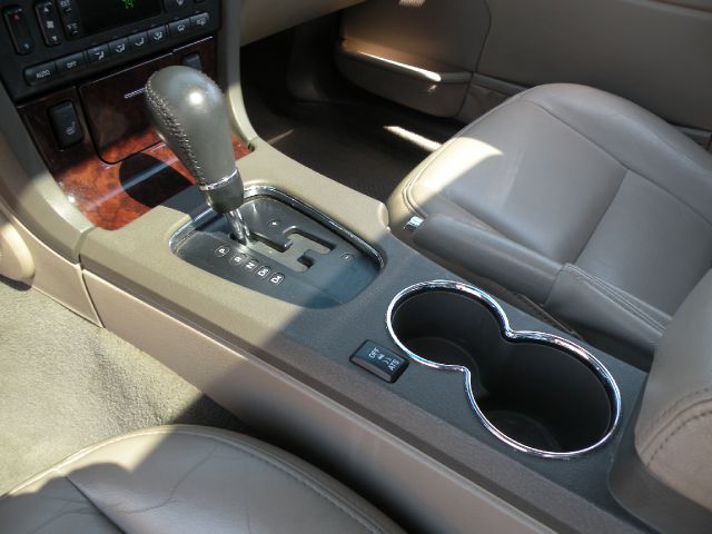 Lincoln LS 2002 photo 2