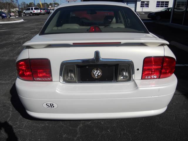 Lincoln LS 2002 photo 2